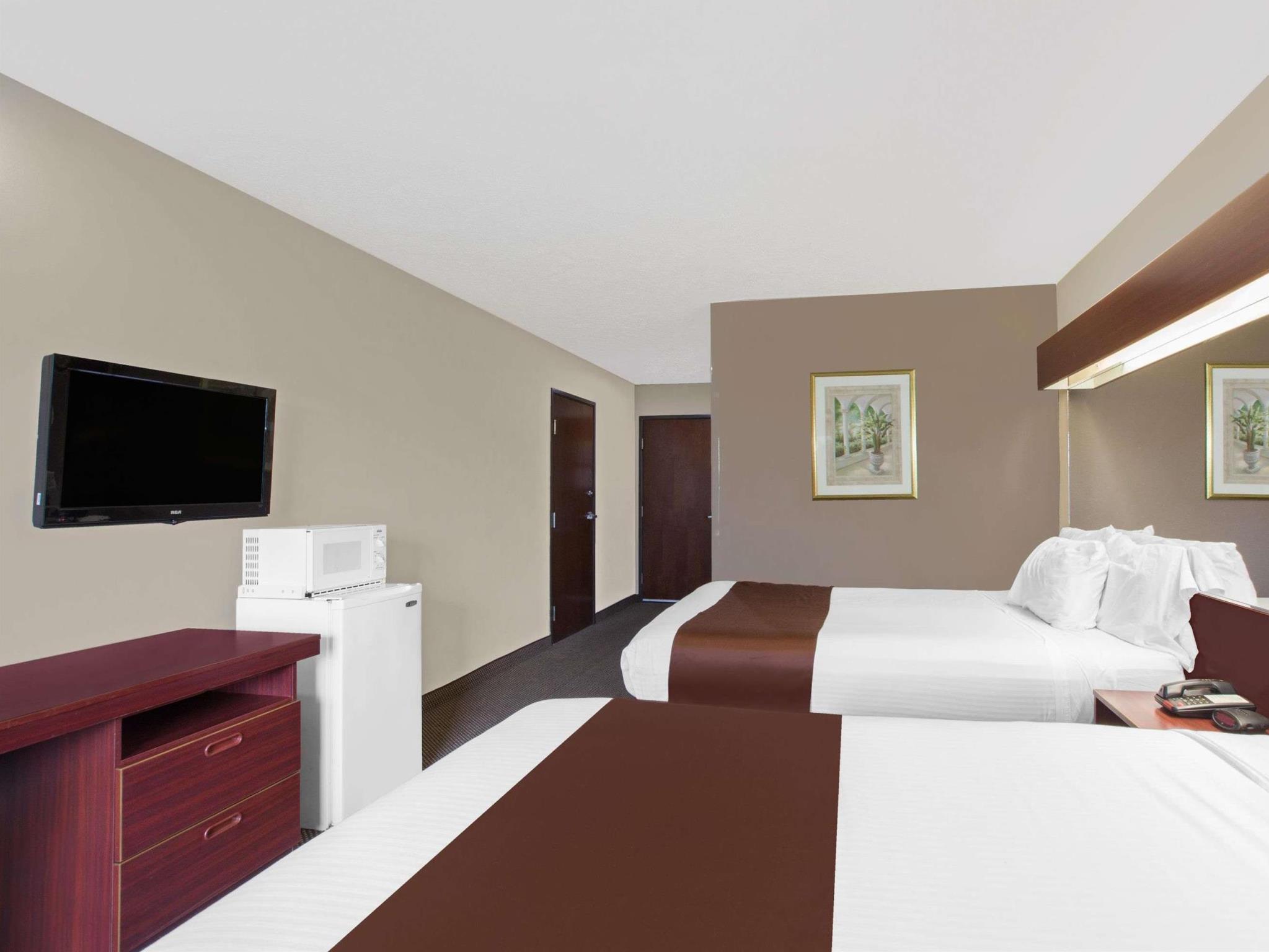 Microtel Inn & Suites - Meridian Ngoại thất bức ảnh