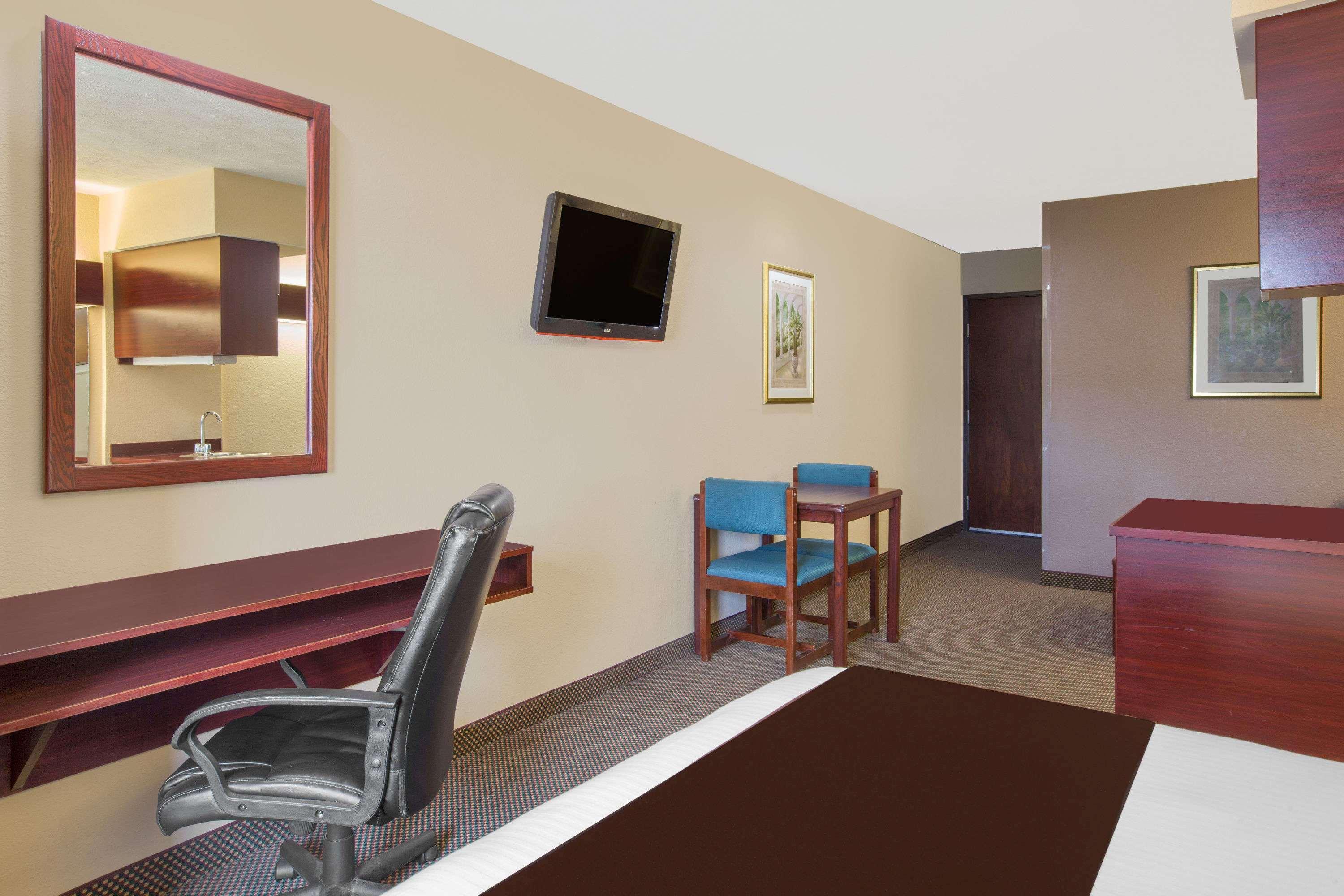 Microtel Inn & Suites - Meridian Ngoại thất bức ảnh